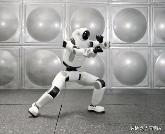 97%垄断！美国卡死无力回天，中国再次惊艳全球，特朗普脸都绿了