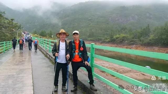 周末徒步去!这个有"温州版武功山"之称的名山,你可要去爬一次