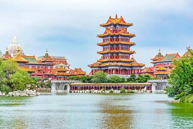 山东这座宝藏小城，坐拥中国四大名楼之一！苏轼、秦始皇都为它打call！