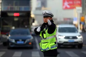 祭扫踏青开车怕堵？武汉交警为您整理了这些公交专线图片