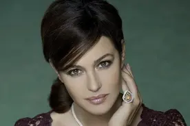 地球“球花”莫妮卡-贝鲁奇（一）图片