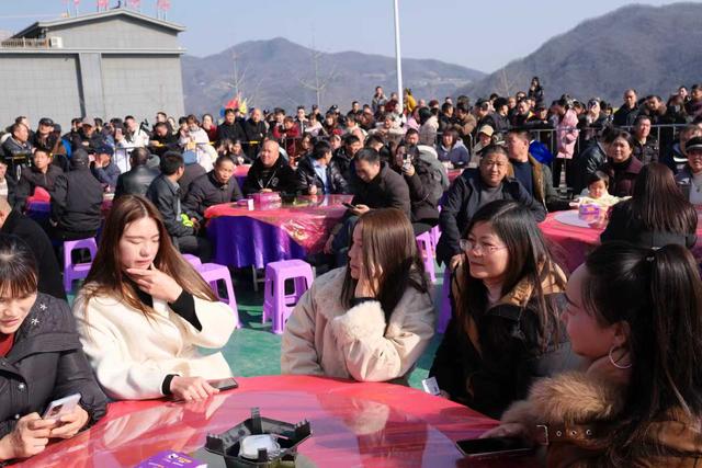 白河县天宝梯彩农园第二届年猪宴系列农文旅活动启动