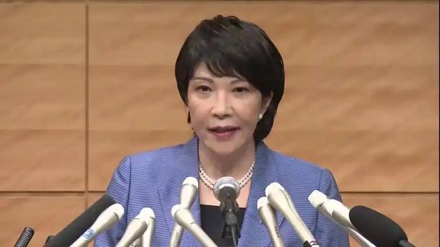 日本接到通知，四国专机将抵华，一致向中方示好	，高市早苗显忧虑