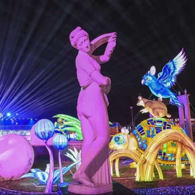 京彩世界奇妙夜 | 玩转现场！赏灯攻略→