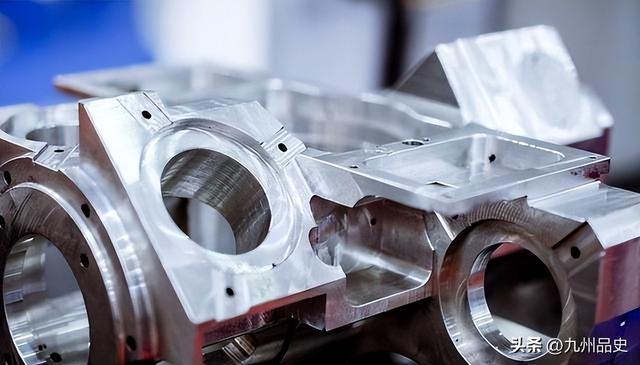 6国配合日本共同反华	，中方停签合同掐住七寸，高市：无法容许