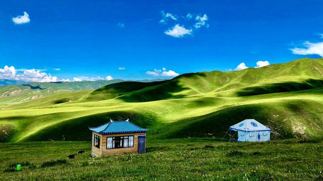 国内10大最美旅游线路，路上太多美景，承包了《国家地理》封面图