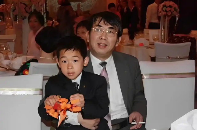 聂卫平去世不到2天，私生活被扒	，婚内出轨，儿女名字暗藏深意