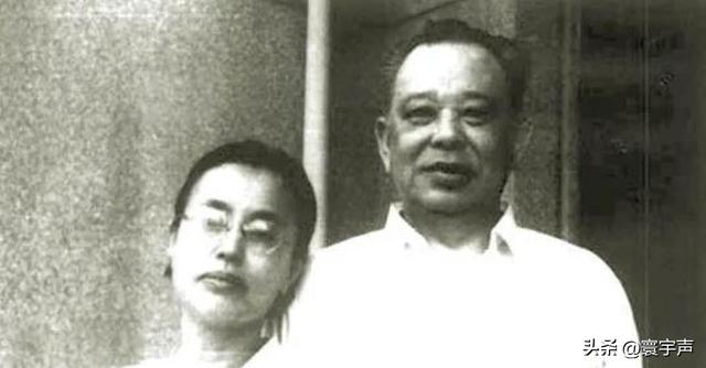 79年廖汉生回乡到大女儿家吃饭，大女儿指着公公介绍：这是我爸爸