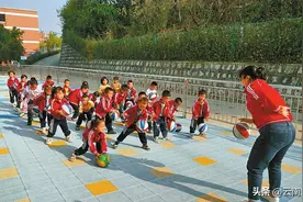 开设“暖心聊天室”！开远市为留守儿童千方百计解决实际困难图片