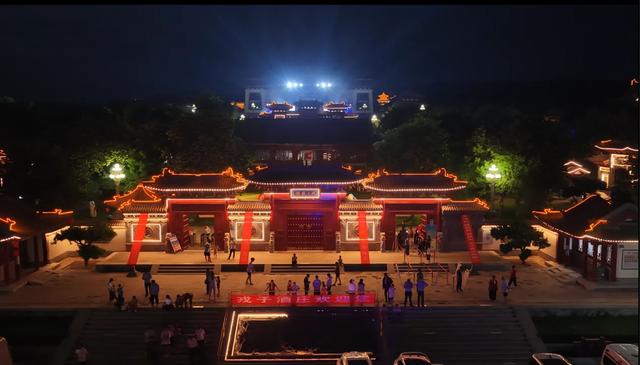 乡宁戎子酒庄夜游嘉年华璀璨启幕西游IP赋能文旅融合新标杆