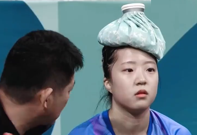 一年前巴黎奥运击败孙颖莎，陈梦蝉联冠军，追平张怡宁邓亚萍记录