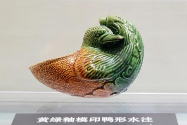 河北磁县，磁州窑博物馆笔记，那些白地黑花的枕头会讲故事