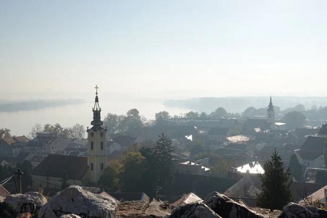 塞尔维亚，一座被轰炸过78天的城市的新生，贝尔格莱德一日游记