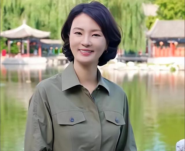 男友死缓、丈夫入狱，还被释永信牵连，央视主持刘芳菲的坎坷人生