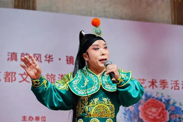 2025年昆明·呈贡第十九届花都文化旅游节举办 花灯滇剧展演与主题摄影展共绘文旅融合新图景