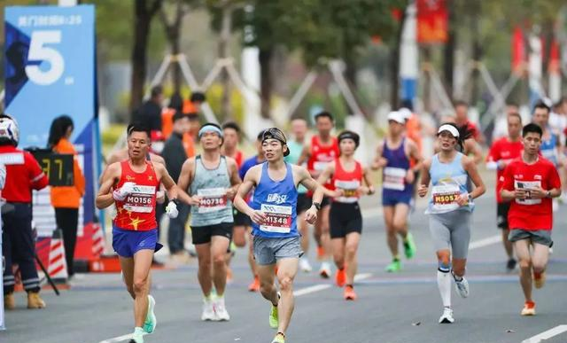 为什么建议中年男性要跑步？赚到的不只一点点！