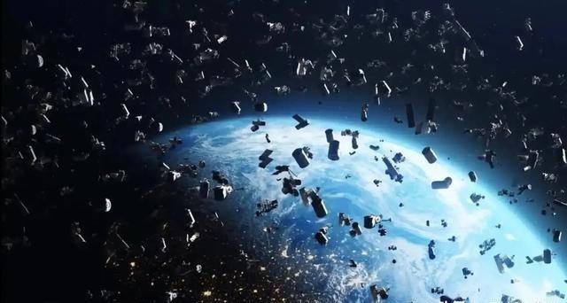 太空碎片威胁升级，神舟二十号飞船遭撞击，6名航天员能否长驻？