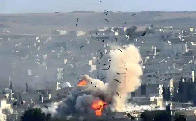 俄军能源打击加码，乌克兰全境被炸，克里姆林宫或成袭击目标