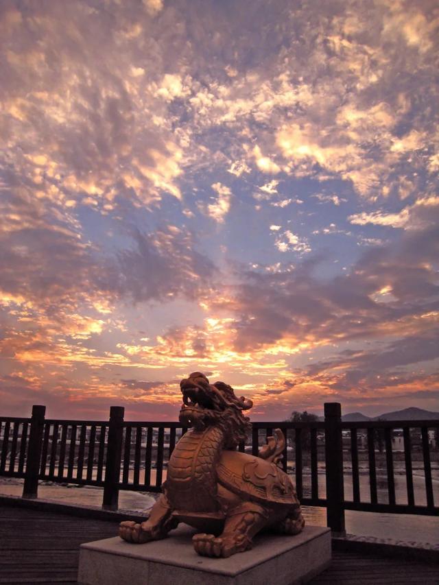 当横江昼夜流转，我在休宁把夏天过成了诗 | 皖美夏日