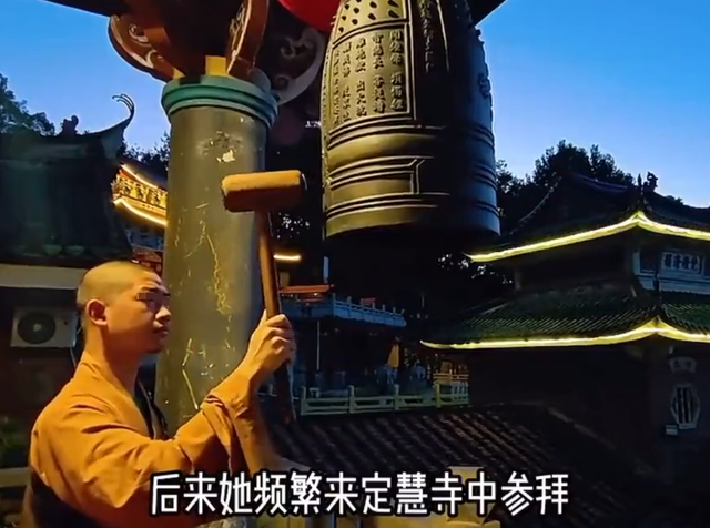 比释永信还过分的尼姑！白天参佛晚上泡吧，寺庙开后宫，现怎样了