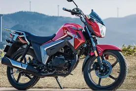 新车｜五羊本田CB150S MC发布，标配16升油箱，顶配提供前轮ABS图片