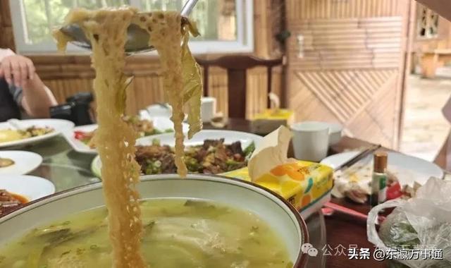 程肖梅：我的“北川记忆”——羌王竹海的全竹宴