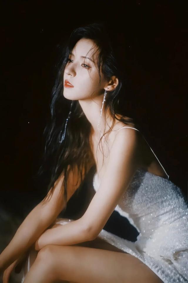 纯欲天花板张予曦，美到爆