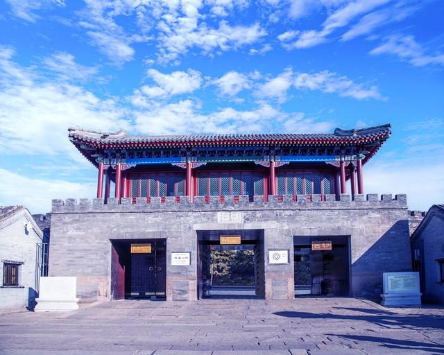 我是烟台人，刚游承德避暑山庄和外八庙，想讲三点感受。