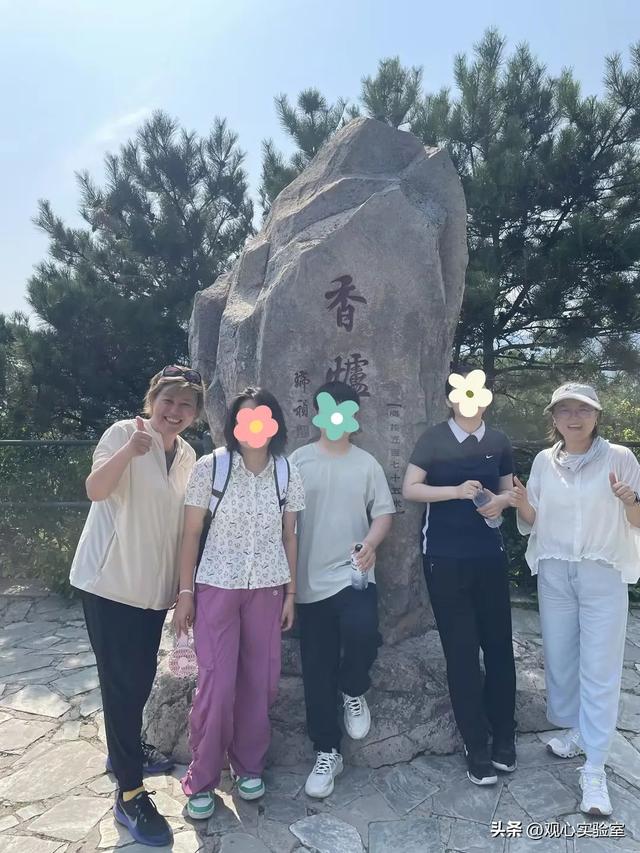 当心理咨询师带休学的孩子们爬山，会发生什么？