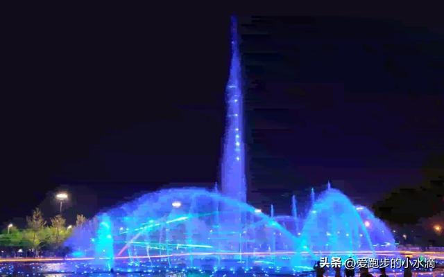 西安秦文明广场水秀：一场穿越千年的水光交响