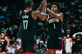 火箭阿门汤普森与伊森这么值钱吗？有球队愿意拿出当家球星交换！图片