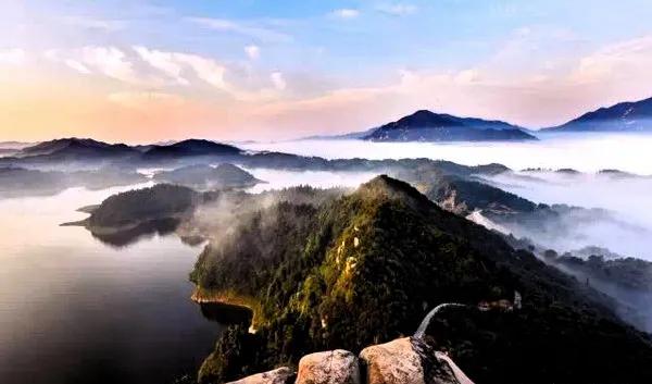 新县香山湖沿湖公路会唱歌，稀奇，它能为当地带来更多的游客吗？
