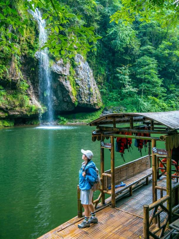 旅游还是淡季最香！他们开学了，你也该出来玩啦~