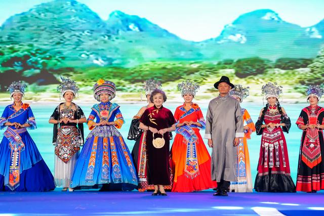 桂林这场旗袍盛宴启幕