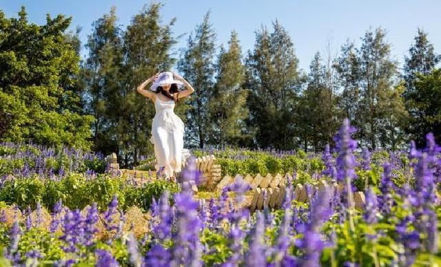 我55岁，已经绝经了	，前阵子跟一个比我大八岁的老头在一起