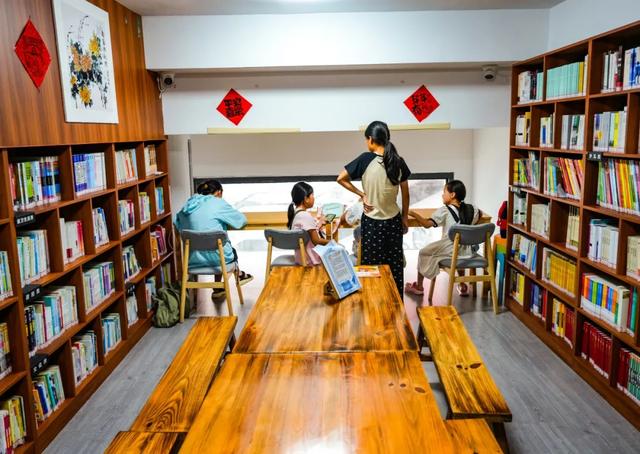 别再秋冬宅家躺！速冲这两家“明光书房”