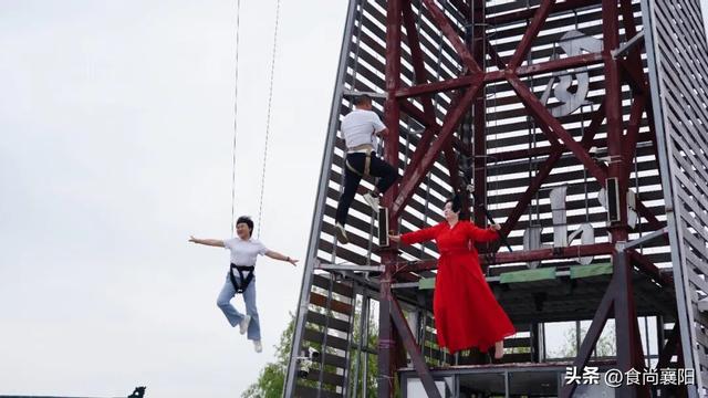 凝心聚力乐团建 ！石花双雄醉与战略合作伙伴共游丹江大观苑​