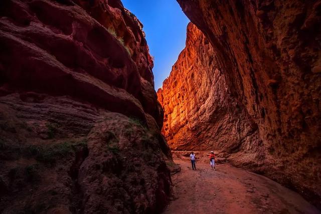 优惠加码，暖冬游张掖！邂逅别样的丹霞、雪山与石窟！