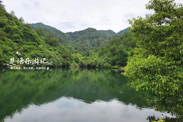 浙江宁与绍兴交界处的乡村，名气不大但藏着绝美风光，溯溪很惬意