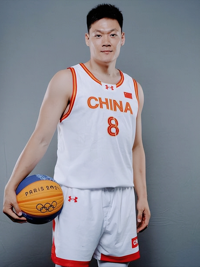 CBA 注册收官：北京签赵睿冲冠，辽宁顶薪留赵继伟，上海签张镇麟