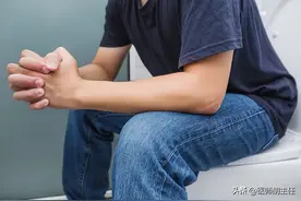 大便之后要不要用水洗屁股？长期坚持洗的人，对身体有没有好处？图片