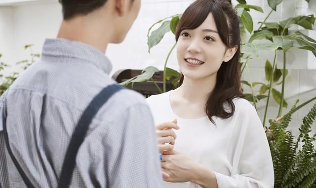 别瞎猜了！女人动情时，这三个“身体暗号”男人一摸一个准