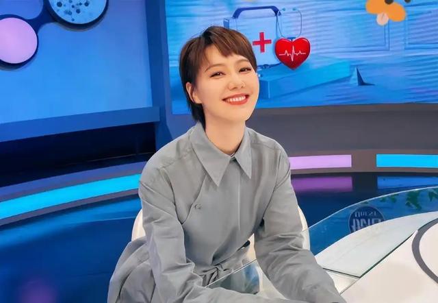 私生活混乱	、被央视开除、陪睡上位？王冠的私生活谣言太离谱