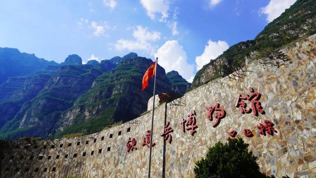 知道小凉山彝乡峡谷有多壮观吗？城巴佬！