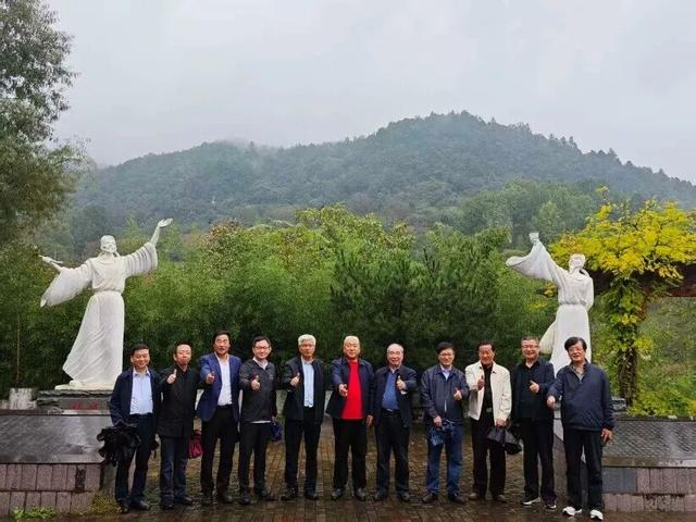(胡雨欣)徽县考察记：秋雨中随师友循古道，探千年文脉