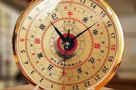 老人常说：“钟表四不挂，富贵又安康”，快看看你家挂对没图片