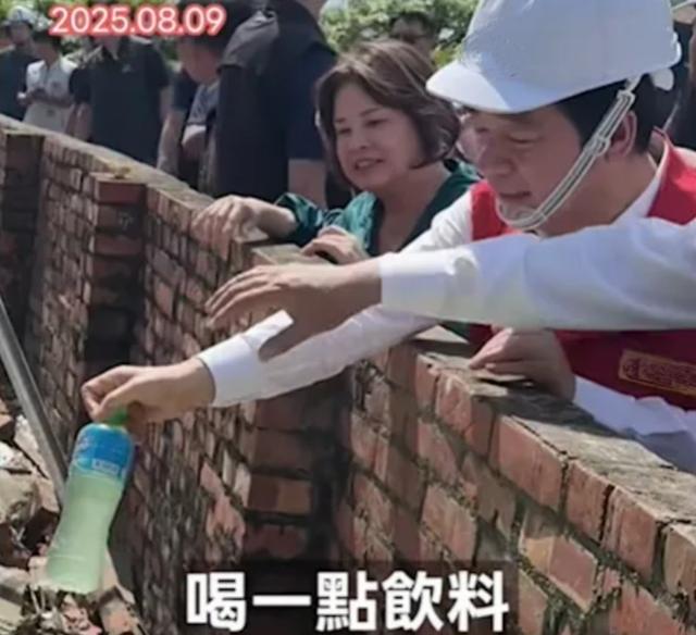 一组照片曝出内鬼，赖清德钉上耻辱柱！24小时内，岛内出现神预言