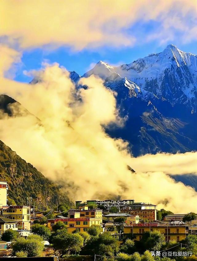 西藏林芝深度游：邂逅雪山桃花与森林的浪漫