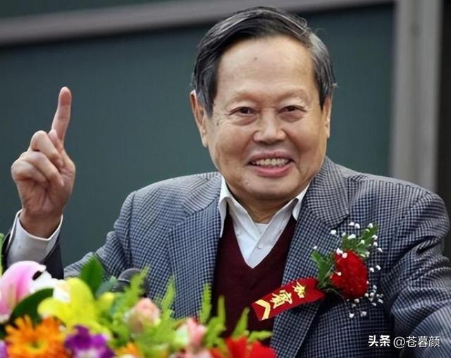 翁帆也没想到，丈夫杨振宁去世后，竟因生前一个举动再次口碑暴涨