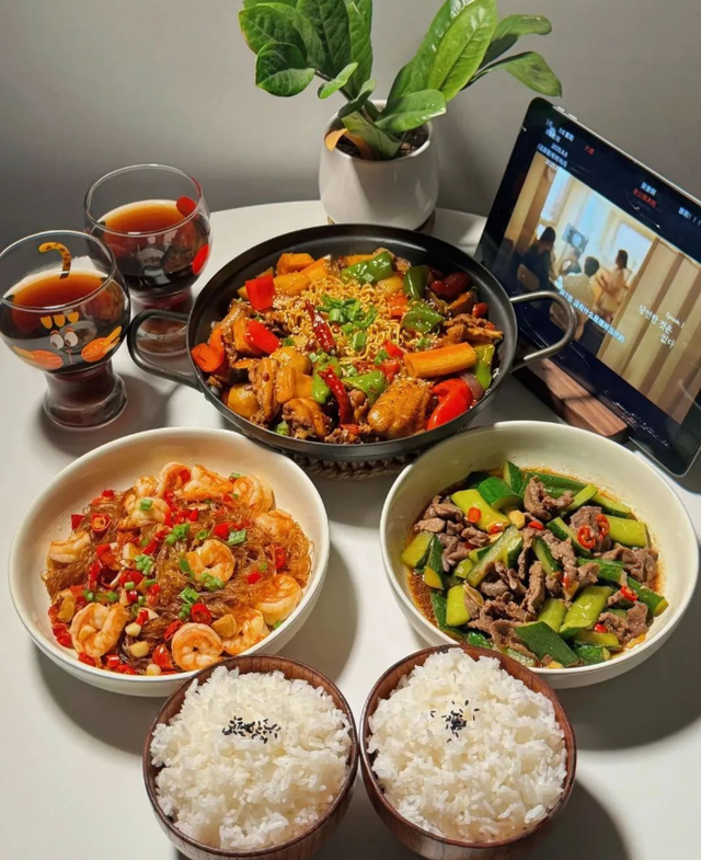 美食制作全解析：一周不重样菜单，每道菜都有超详细步骤解析